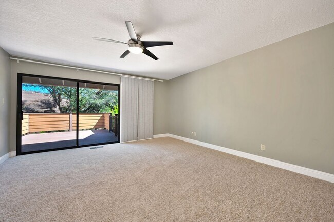 Building Photo - South Auburn Gem! Stylish 2BR Townhome in Quiet, Neighborhood