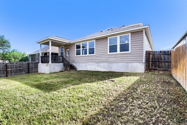 Building Photo - 173 Flexus Ln