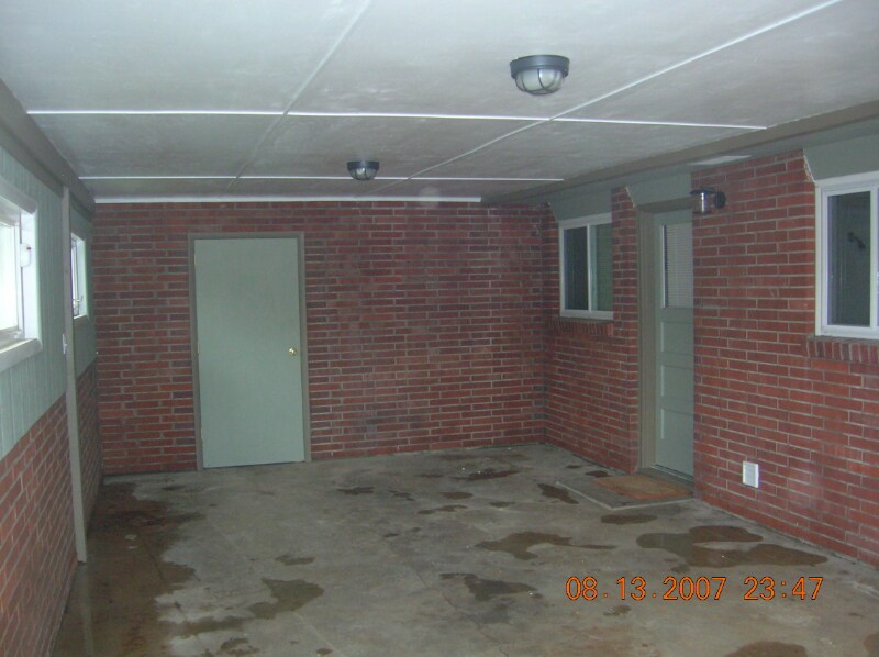 Building Photo - 1207 Castlerock Dr