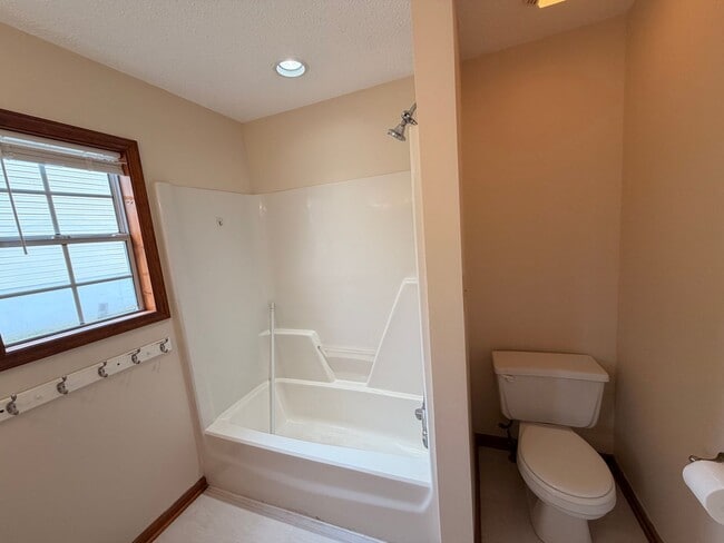 Building Photo - AVAILABLE