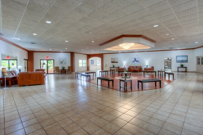 Building Photo - 16491 Blatt Blvd