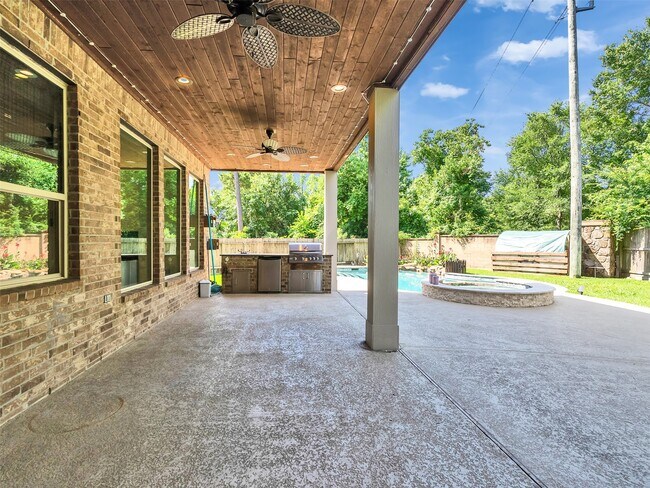 Building Photo - 5227 Preserve Park Dr