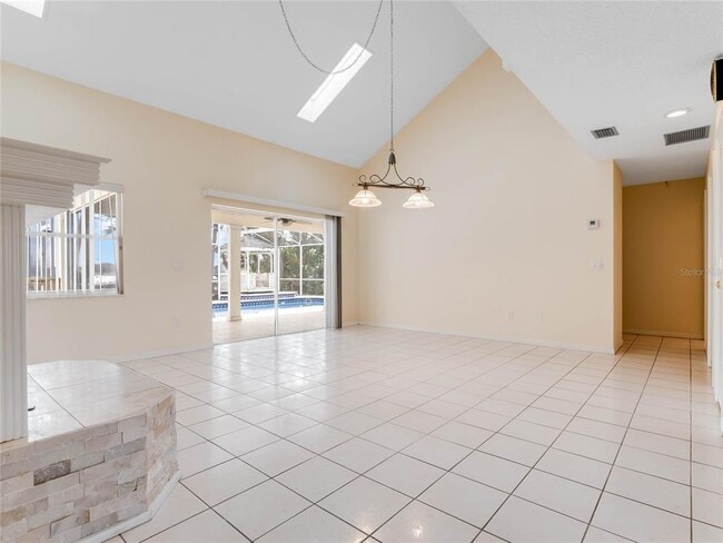 Building Photo - 9531 Bay Vista Estates Blvd