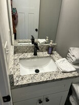 Building Photo - 223 Main St