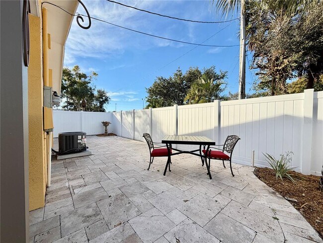 Building Photo - 225 70th St N