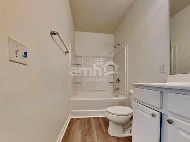Building Photo - 3855 Annapolis Way