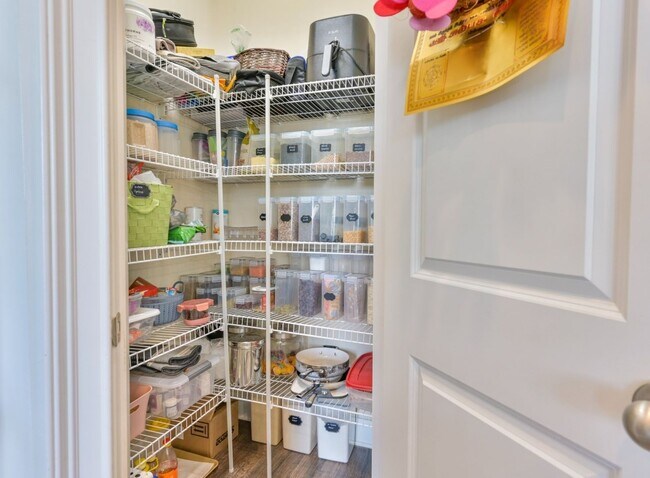 Building Photo - 430 Spectrum Rd