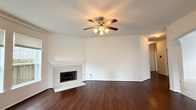 Building Photo - 2338 Beacon Brook Ln