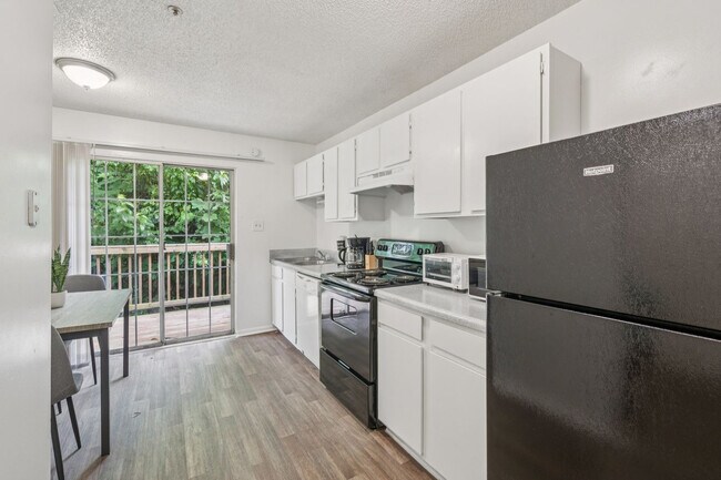 Building Photo - 730 Kenridge Pkwy