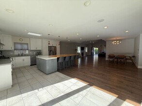 Building Photo - Single story - 3 bedroom, 3 bath + bonus room