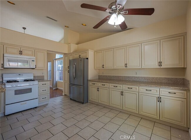 Building Photo - 37731 Wisteria Trail