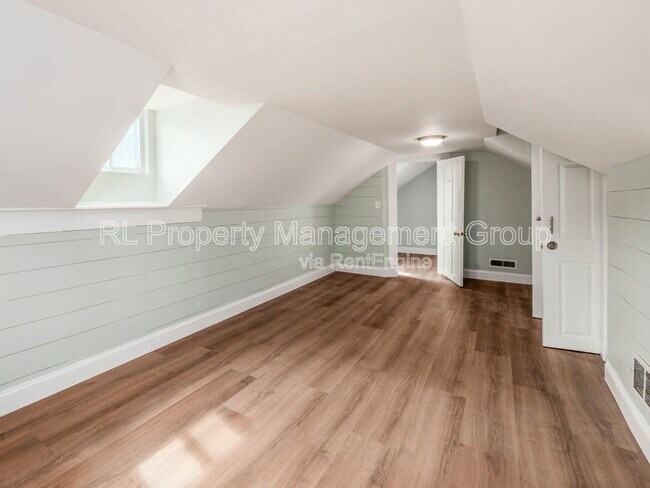 Building Photo - 451 S 22nd St