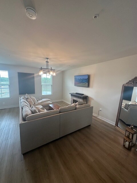 Building Photo - 213 Lyons Creek Dr