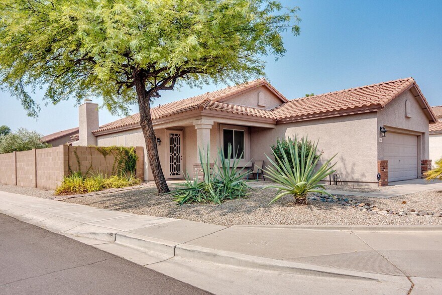 House View - 6875 W Harrison St