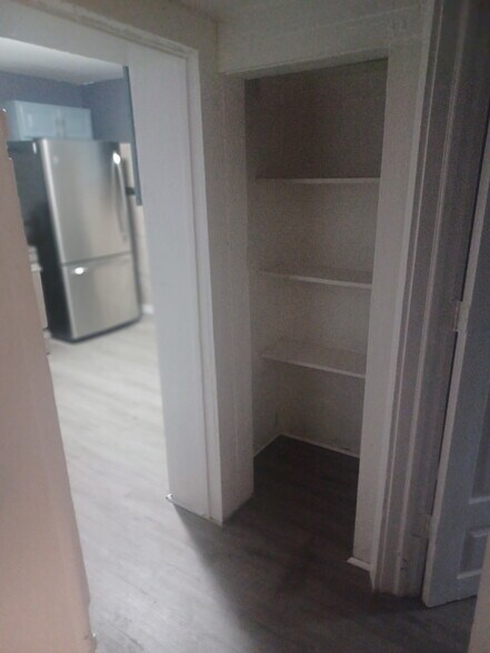 Building Photo - 5918 S Calumet Ave