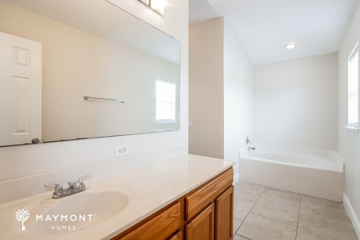 Building Photo - 561 Brown Bear Way