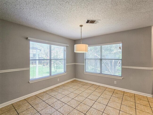 Building Photo - 1318 Chalk Ln