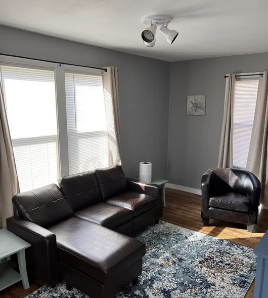 Living Room - 111 N Black River St