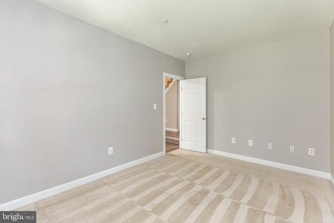 Building Photo - 10406 Overgate Pl