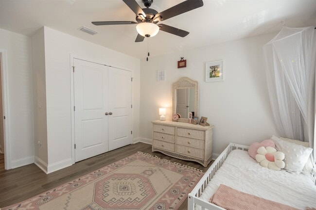 Building Photo - 1358 Landon Hills Dr