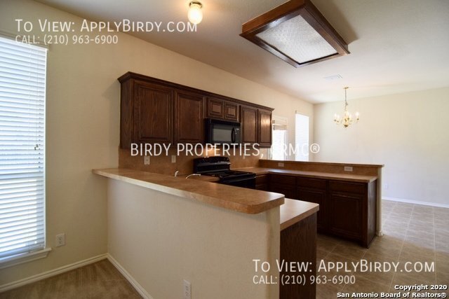 Building Photo - 410 Point Vly San Antonio, TX