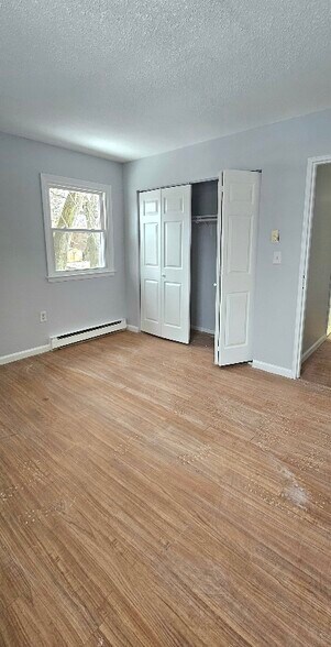 Building Photo - 78 Homeside Ave