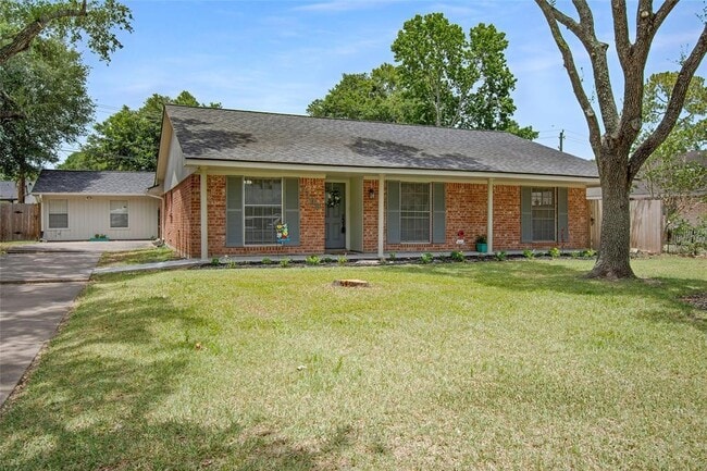 Building Photo - 1109 Frances Dr