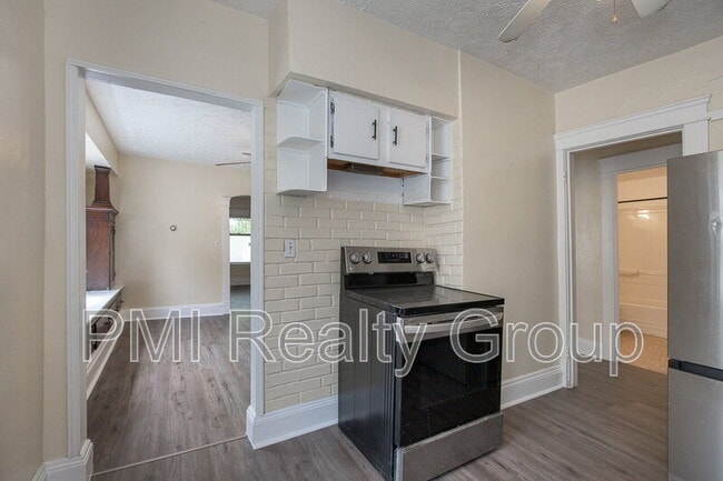 Building Photo - 1459 E 134th St