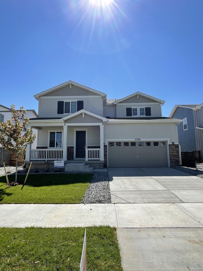 Primary Photo - 27226 E Bayaud Ave