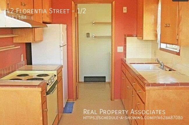 Building Photo - Charming 2-Bedroom, 1-Bath Unit for Rent i...