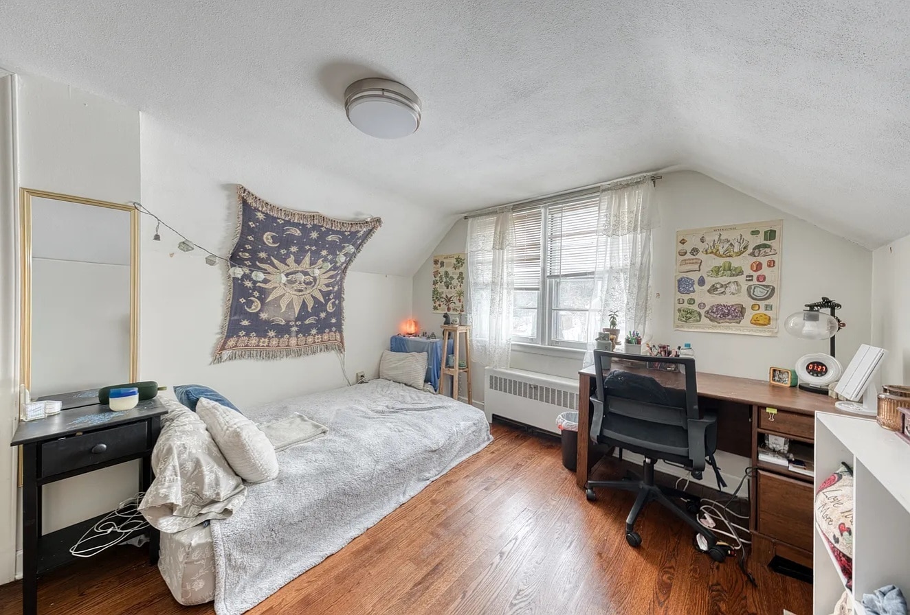 Building Photo - 291 Mansfield Ave