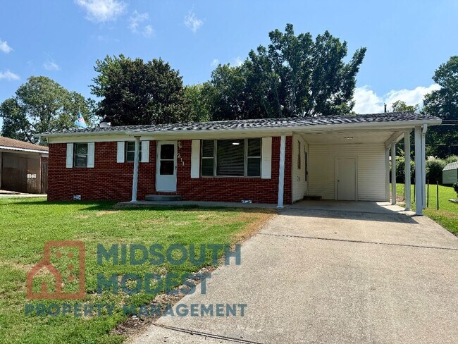 Building Photo - Welcome to this 3 Bedroom/1 Bathroom Home in Paragould AR - $1,200/month