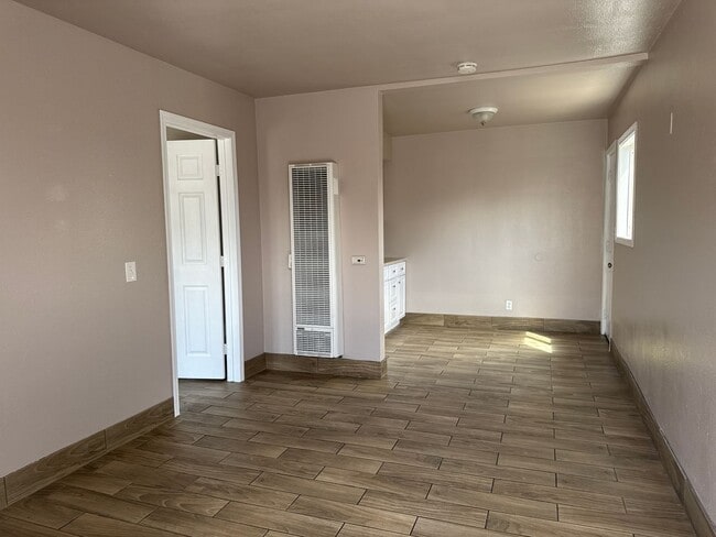 Primary Photo - N Hamilton Ave