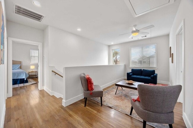 Building Photo - 2314 Gagne St