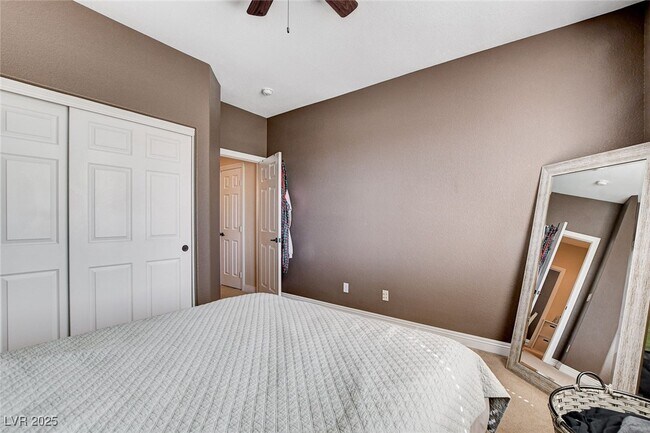 Building Photo - 9592 Staff Ln