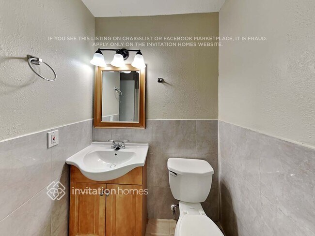 Building Photo - 328 SW 80th Terrace