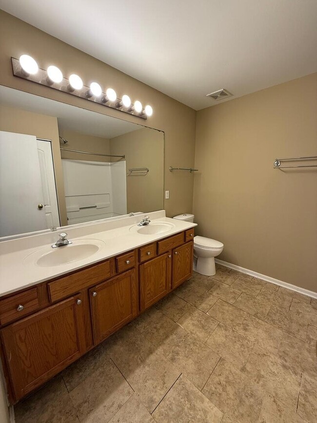 Building Photo - 2376 Sunrise Ct