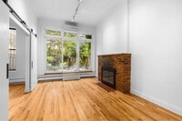 Building Photo - 743 Union St