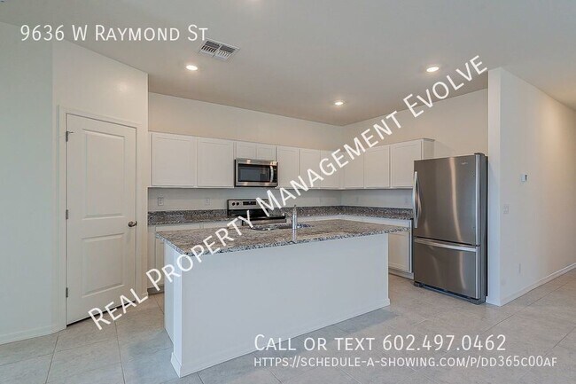 Building Photo - COME TOUR TODAY!