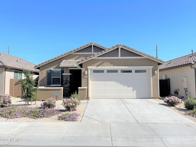 Building Photo - 8958 W Palo Verde Dr