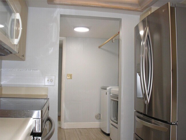 Building Photo - 8129 SW 87th Terrace
