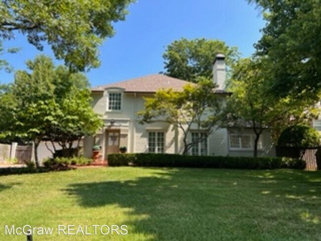 Building Photo - 4 br, 3.5 bath House - 2141 E. 31st Place S.