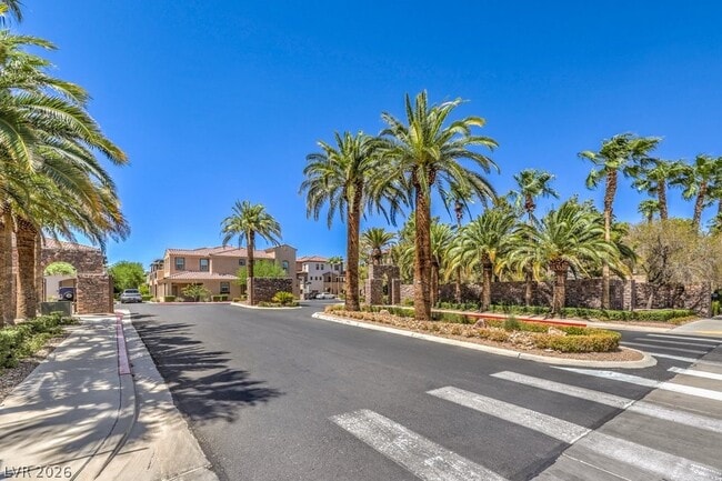 Building Photo - 1028 Via Corto St