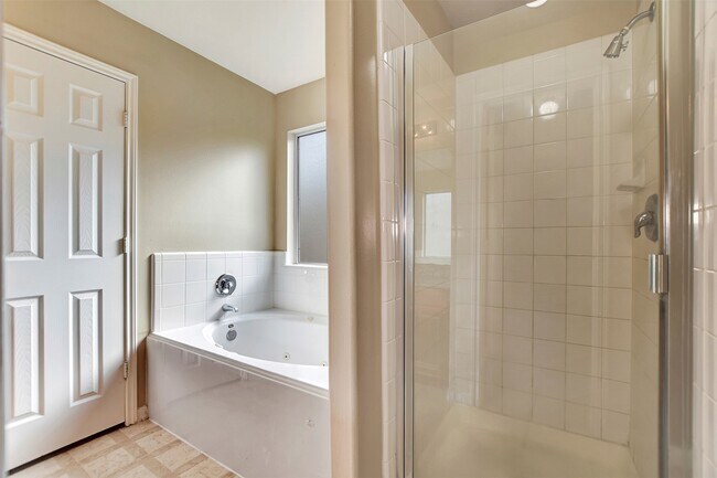 Building Photo - 2618 Shearwater Bend Dr