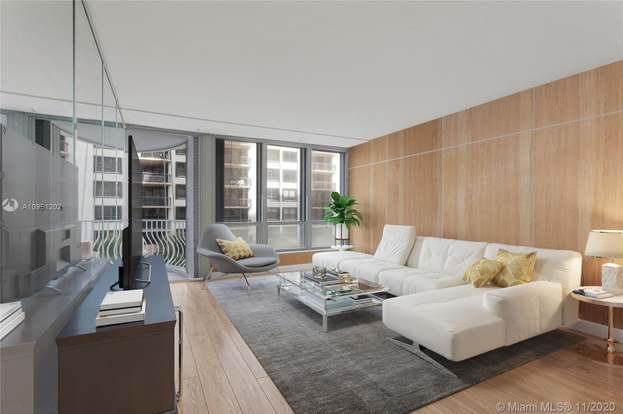 Building Photo - 10155 Collins Ave