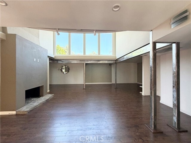 Building Photo - 4891 Tamarack Way