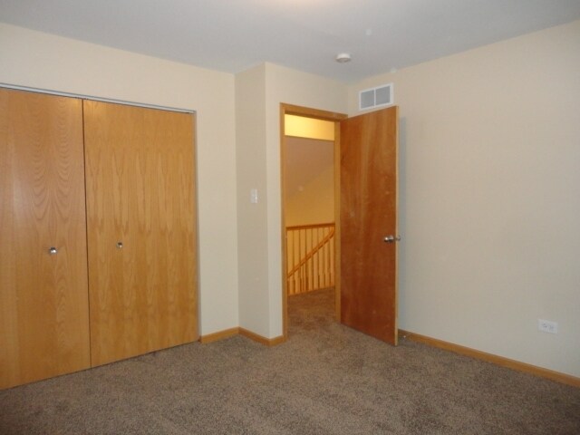 Building Photo - 26300 W Riverbend Ln