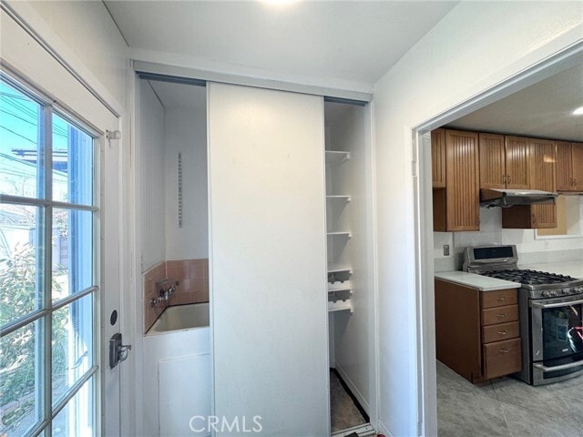 Building Photo - 16407 Graystone Ave