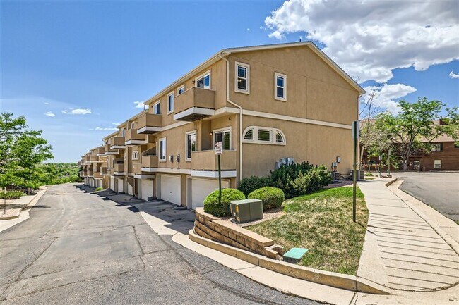 Building Photo - 2225 Stepping Stones Way