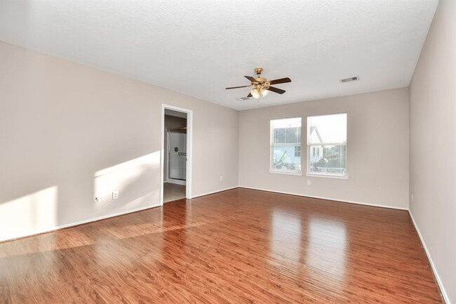 Building Photo - 4546 Newhope Terrace Ln
